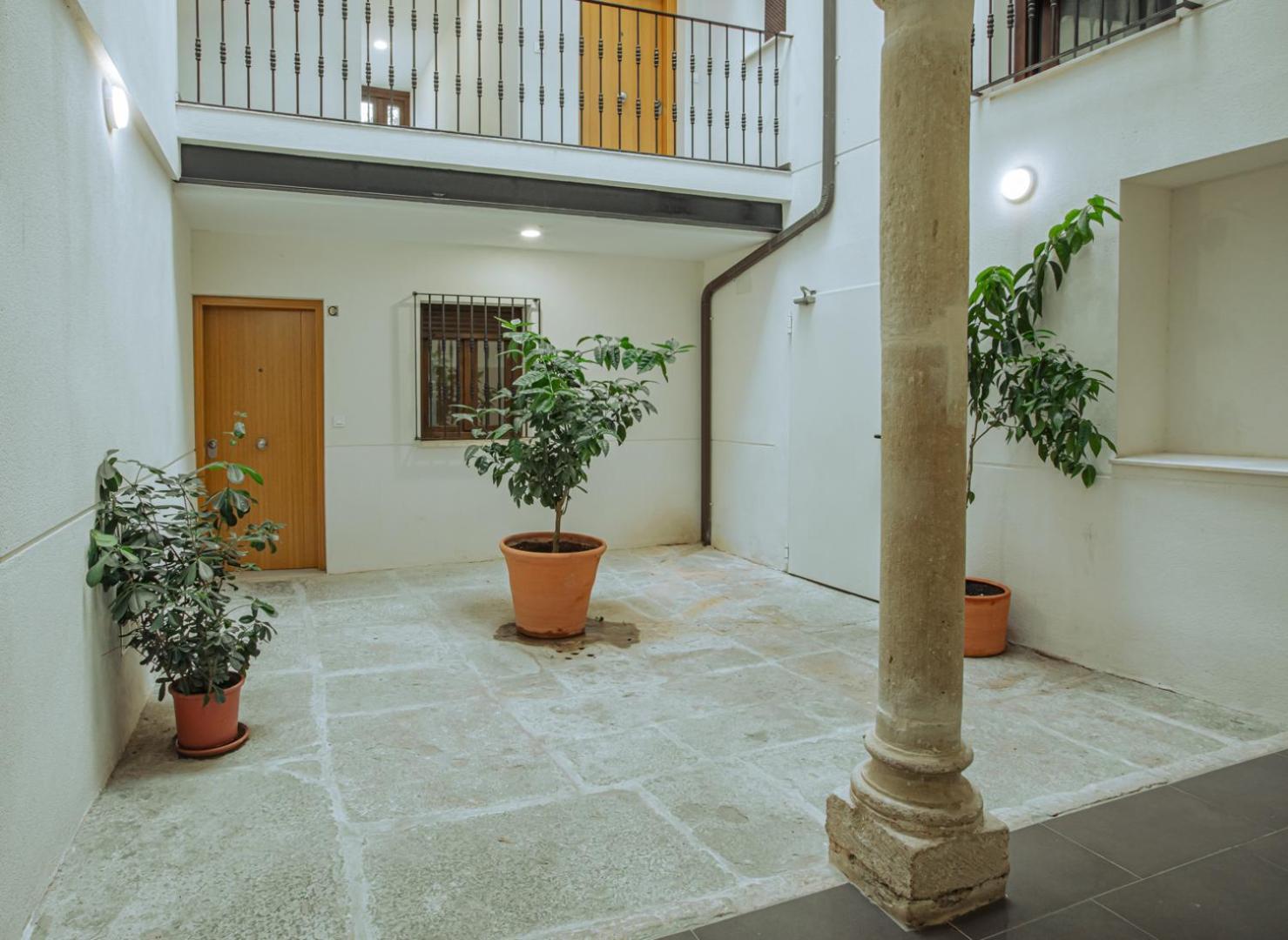 Apartamentos Turisticos Pilaria Jaén Exterior photo