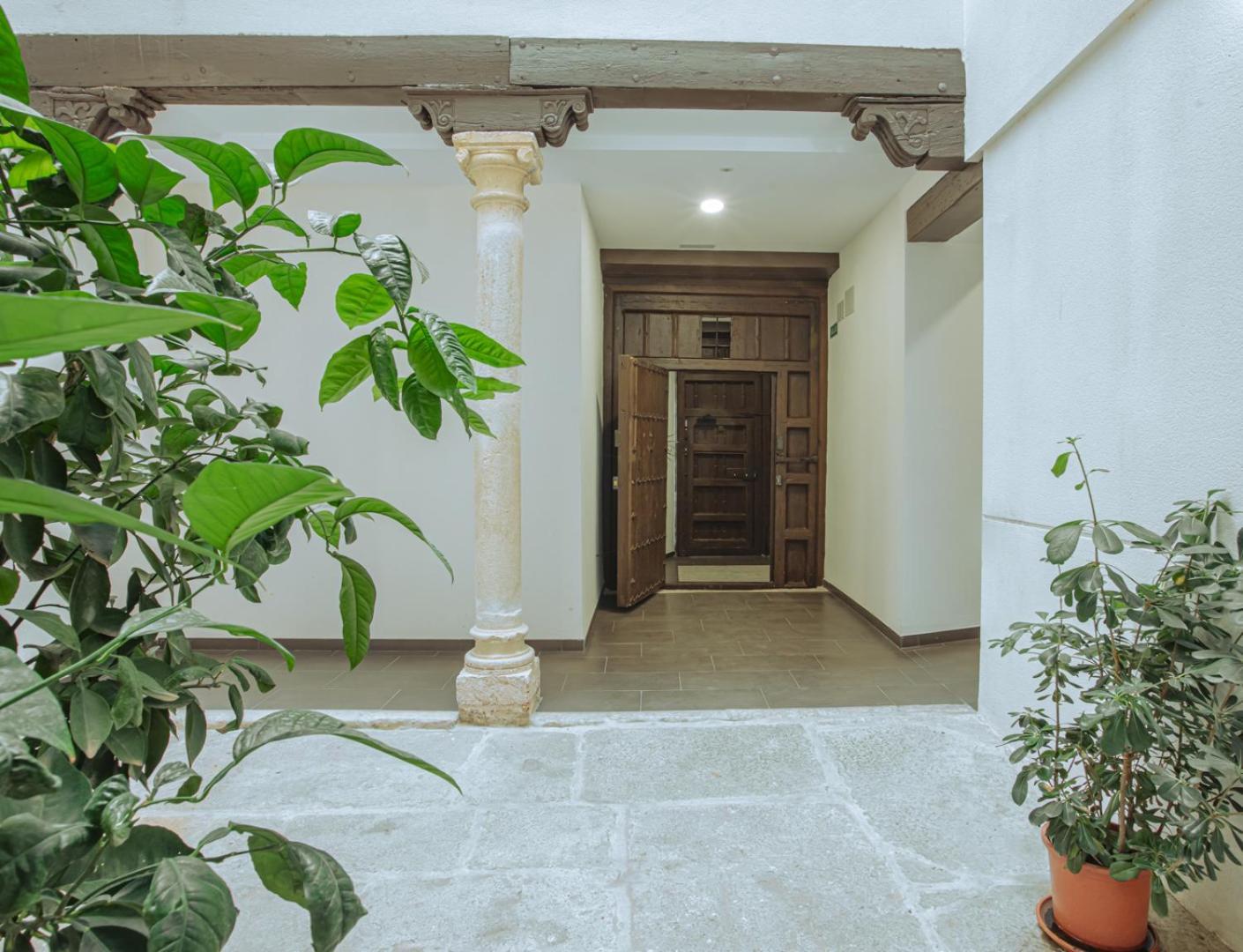 Apartamentos Turisticos Pilaria Jaén Exterior photo