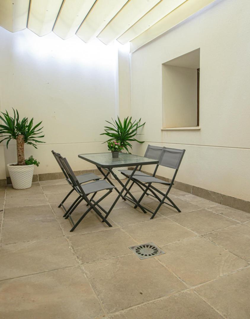 Apartamentos Turisticos Pilaria Jaén Exterior photo